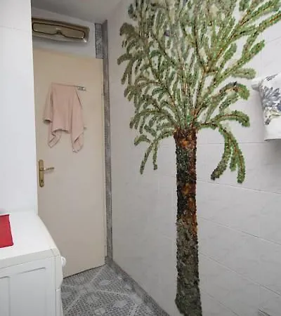 With A Parking Space Komiza, Vis - 8866 شقة